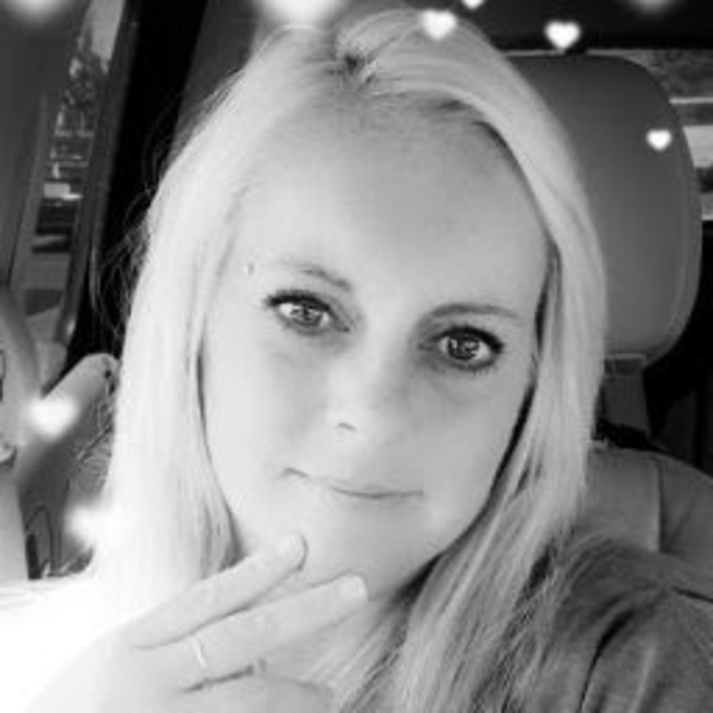 Meet your Posher, Christal
